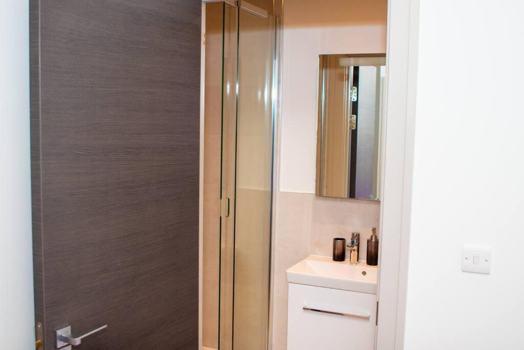 Stunning 1-Bedroom Flat In London! 外观 照片